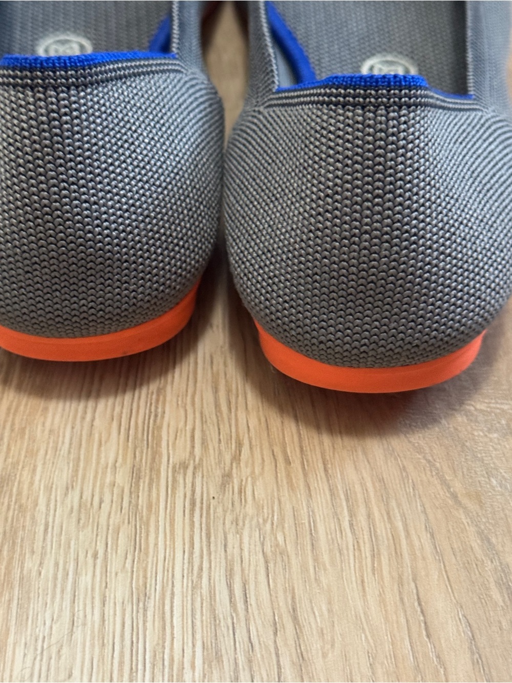 Rothys Womens Flats Dove Gray with Orange Soles Size 8.5 Rare/Retired Color - Picture 5 of 12